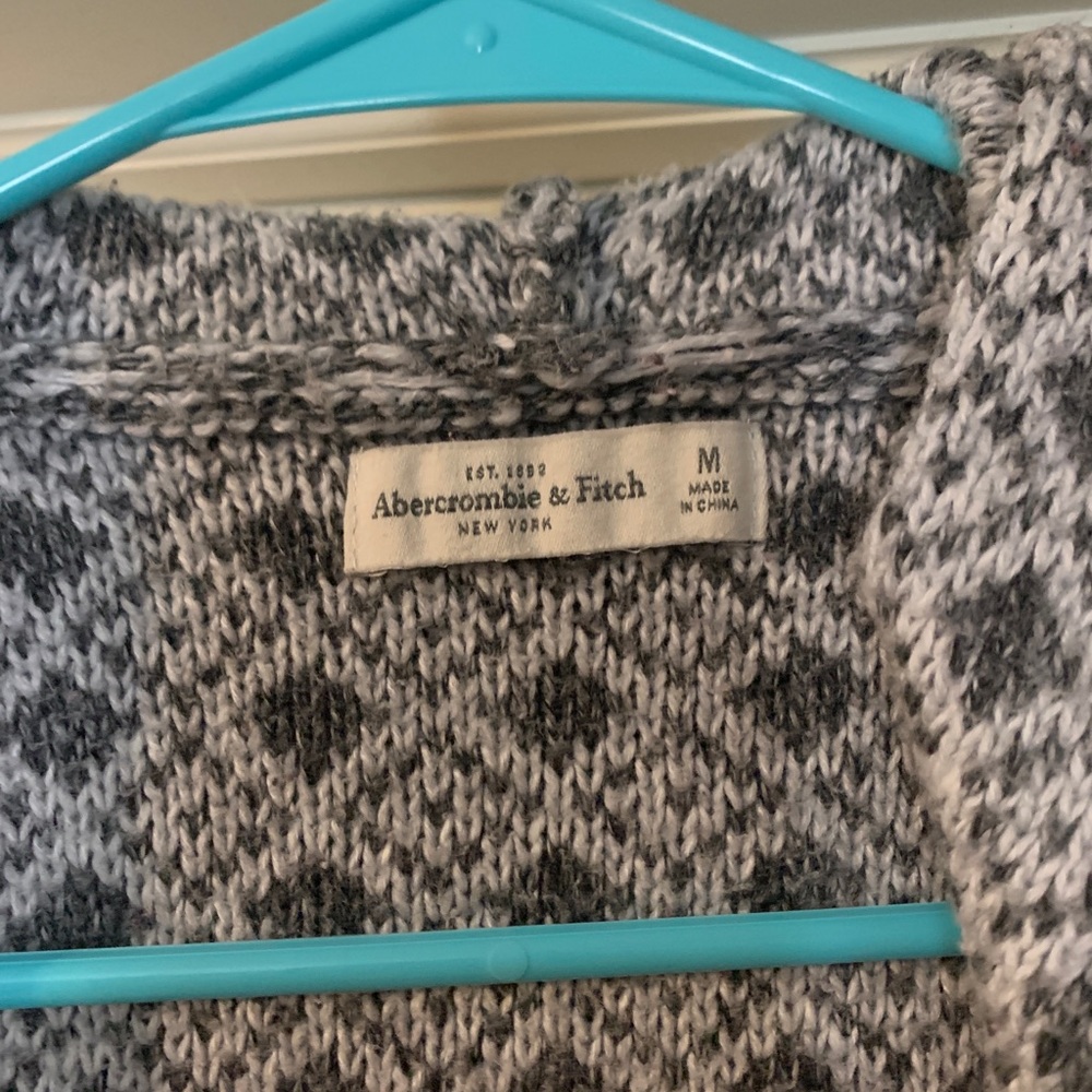 Abercrombie & Fitch Grey Sweater